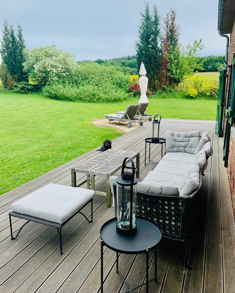 Property building, Patio, Seating area
