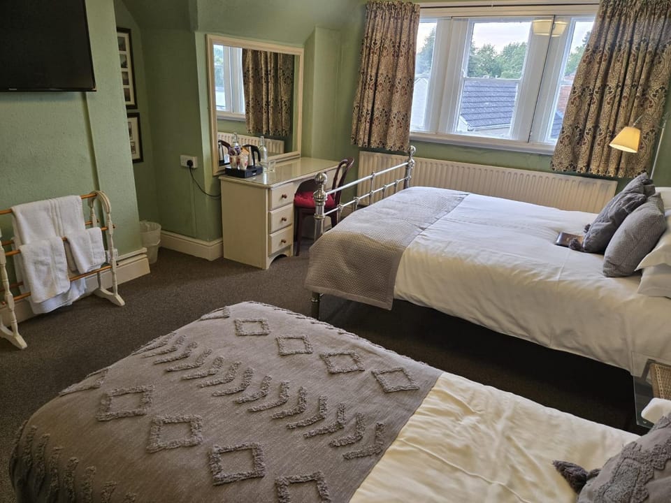 TV and multimedia, Photo of the whole room, towels