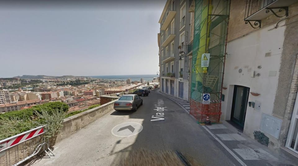 City view, Street view