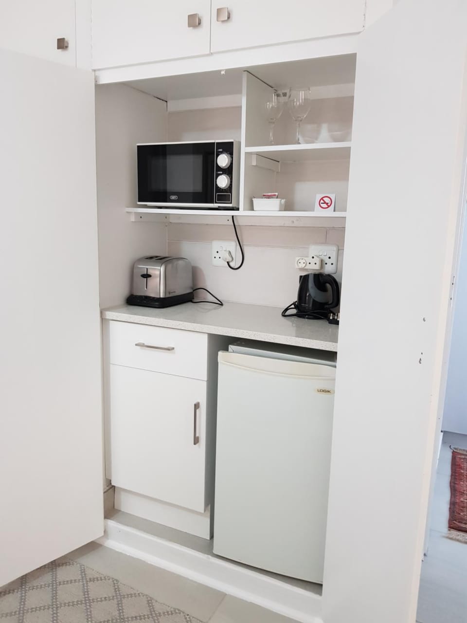 Coffee/tea facilities, Kitchen or kitchenette