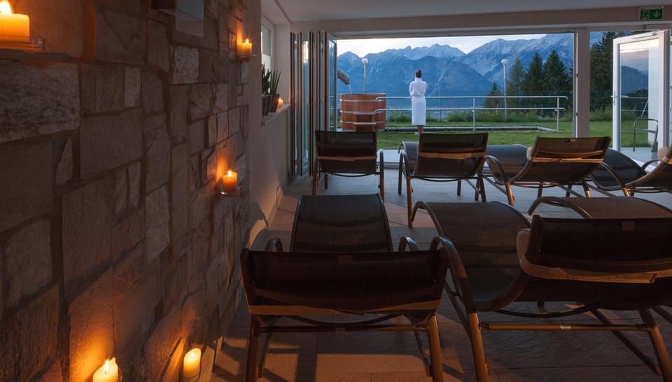 Spa and wellness centre/facilities, Mountain view