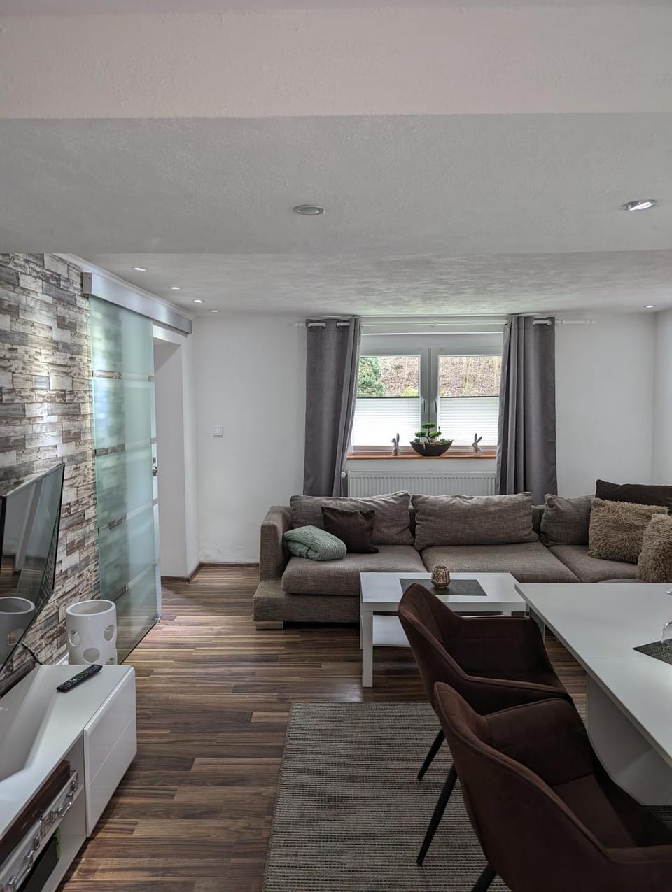 Communal lounge/ TV room, Living room