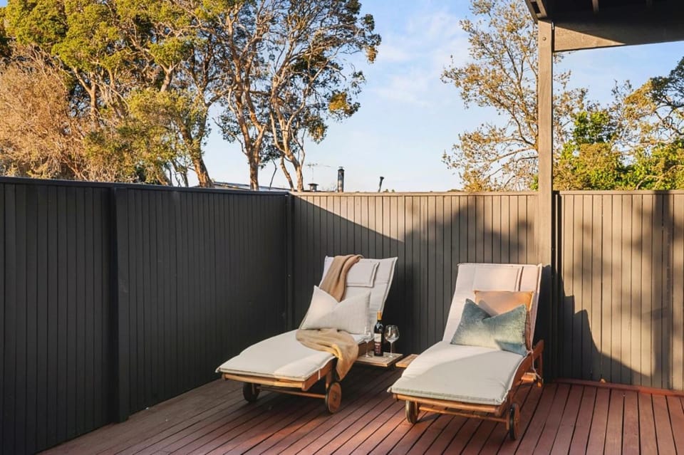 Patio, Day, Balcony/Terrace, sunbed