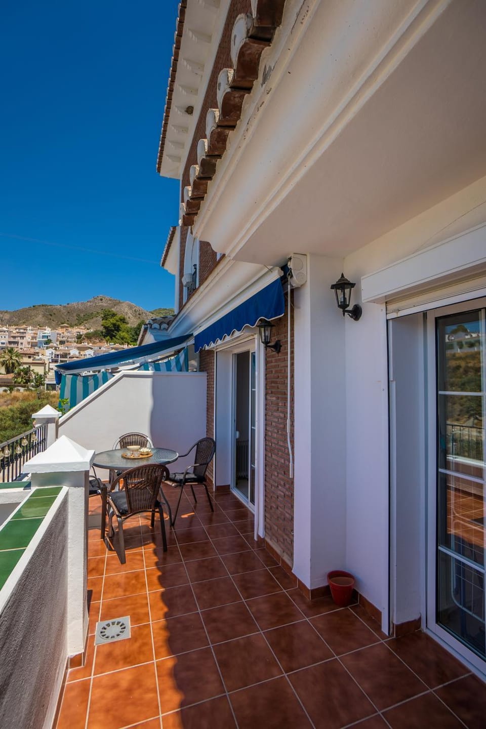 Balcony/Terrace, City view