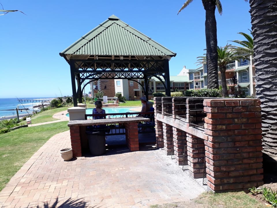 Brookes Hill Suites 238 Apartment in Port Elizabeth