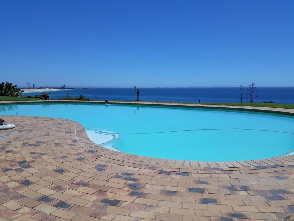 Brookes Hill Suites 238 Apartment in Port Elizabeth