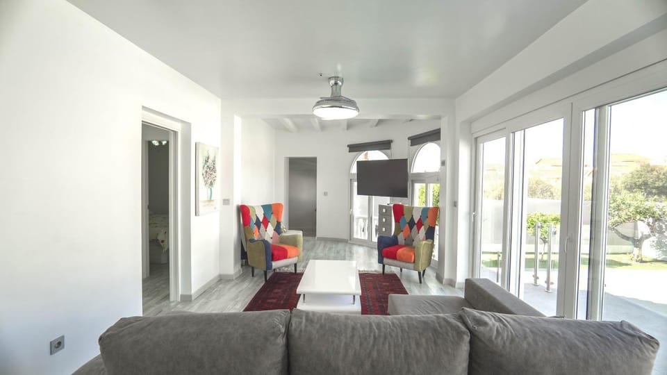 Modern Detached 4 Bed 3 Bath Villa with private pool close to all amenities Villa in Vega Baja del Segura