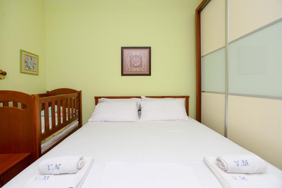 Luxury Villa with Stunning Views in Vlore Villa in Vlorë