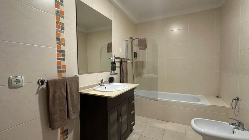 Bathroom, Bath