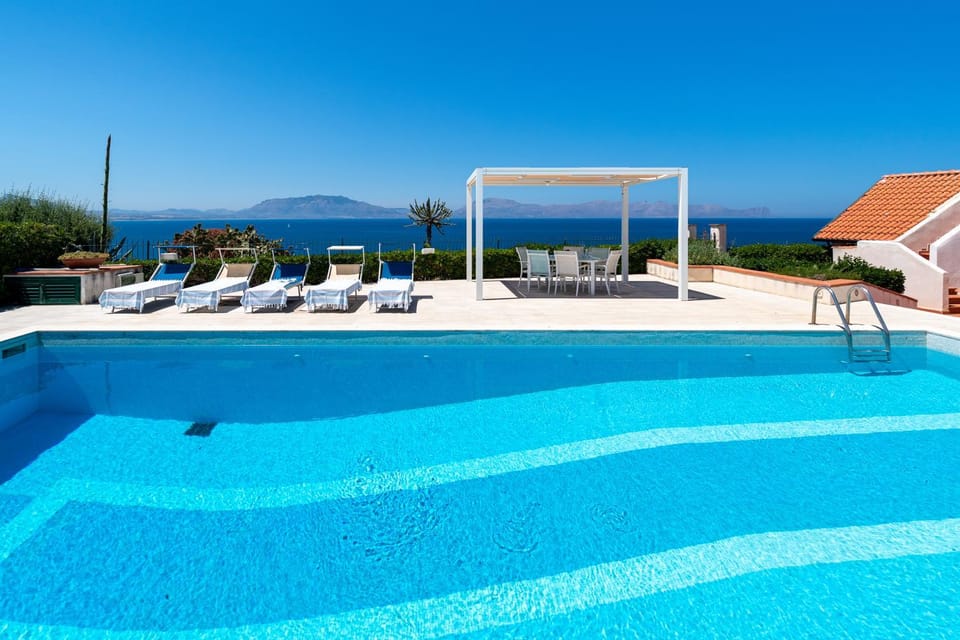 Splendida Villa con vista mozzafiato e piscina Villa in Sicily