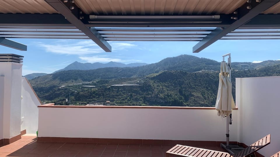 Property building, Balcony/Terrace, Mountain view