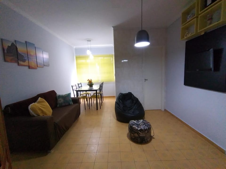 Apartamento no canto do Forte, Praia Grande - SP Apartment in State of São Paulo