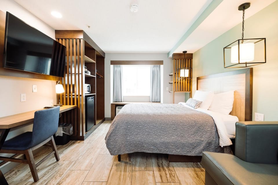The Windstar Hotel - Carolina Beach Hotel in Carolina Beach