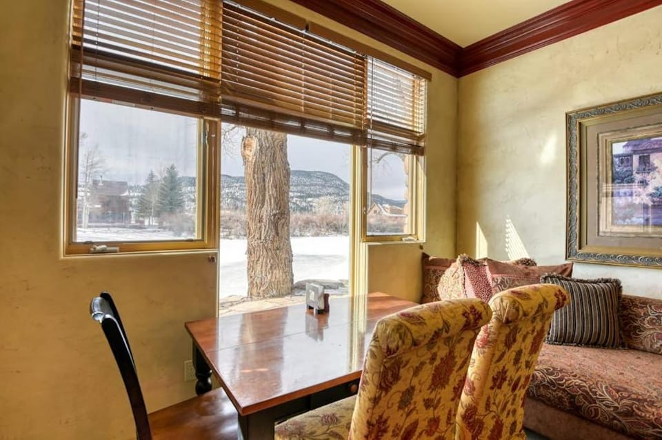 Grande Getaway House in South Fork