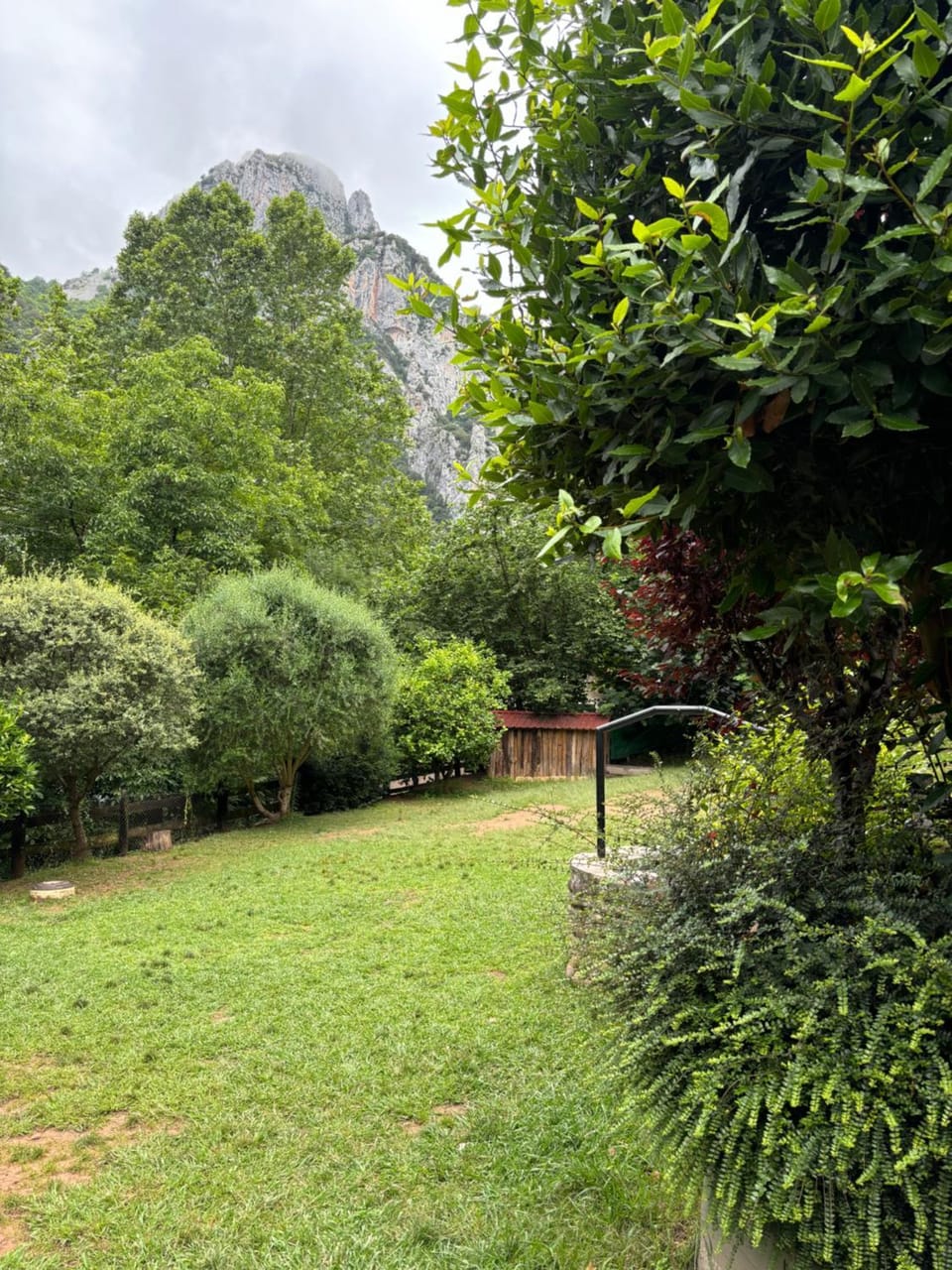 Albergue La HERMIDA Country House in Cantabria