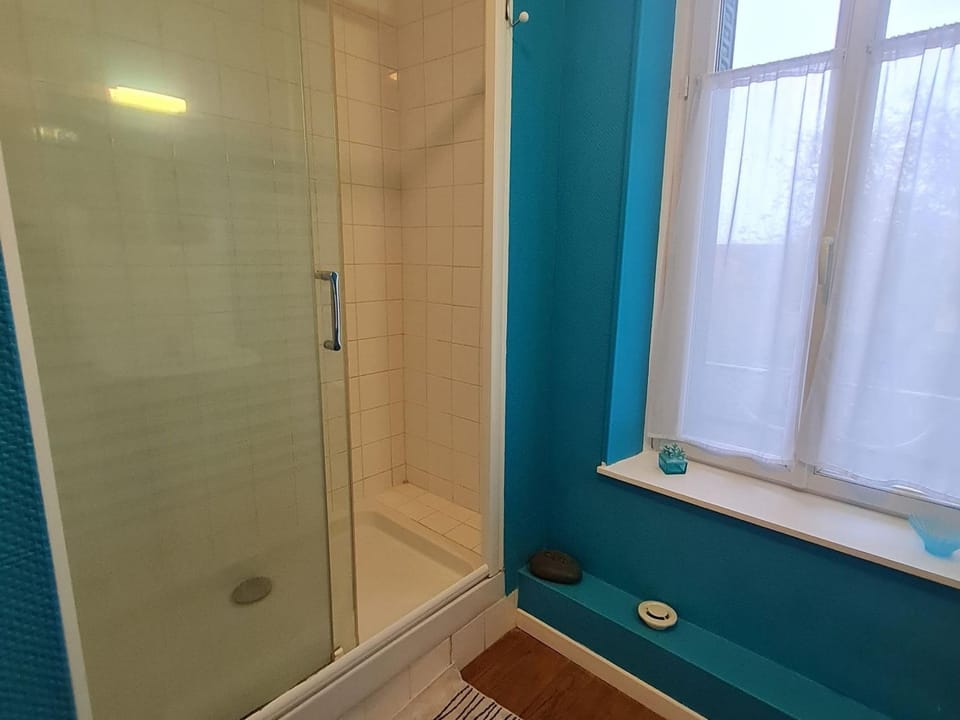Charmant Gîte au Cœur d'Haraucourt - Proche de Nancy, Jardin Privatif, Wifi, Parking Gratuit - FR-1-584-22 House in Grand Est