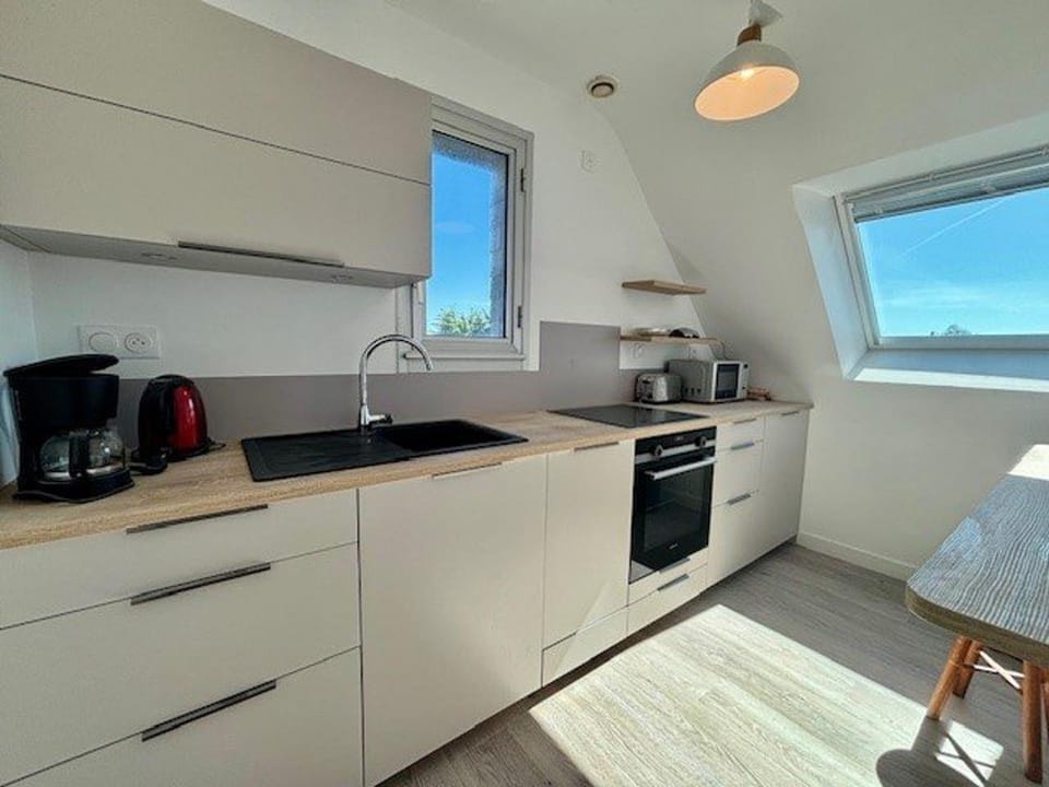 Appartement lumineux 2 pièces, balcon sud, parking, centre Quiberon - FR-1-478-191 Apartment in Quiberon