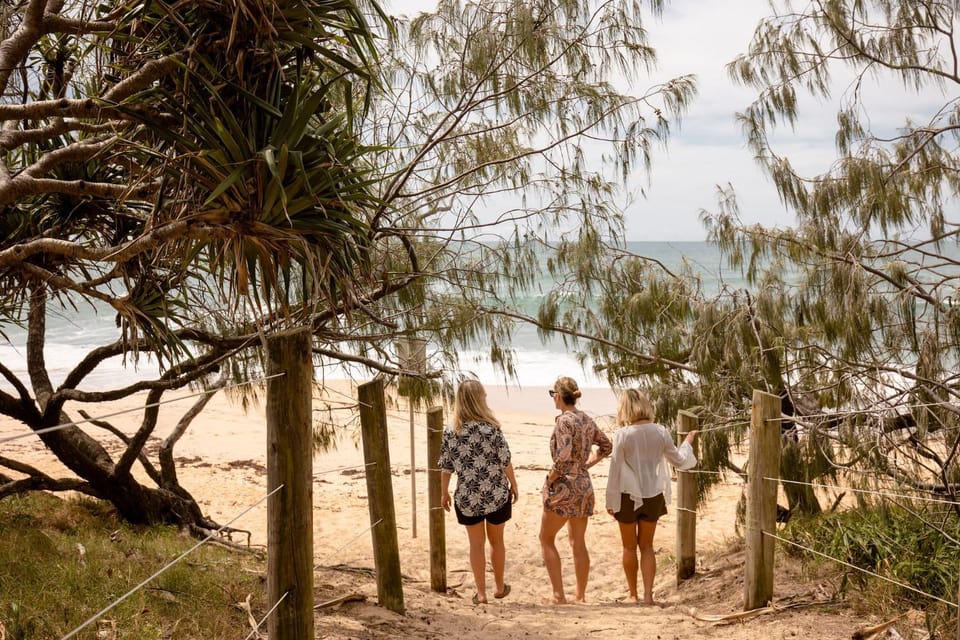 Beach, Sea view, group of guests