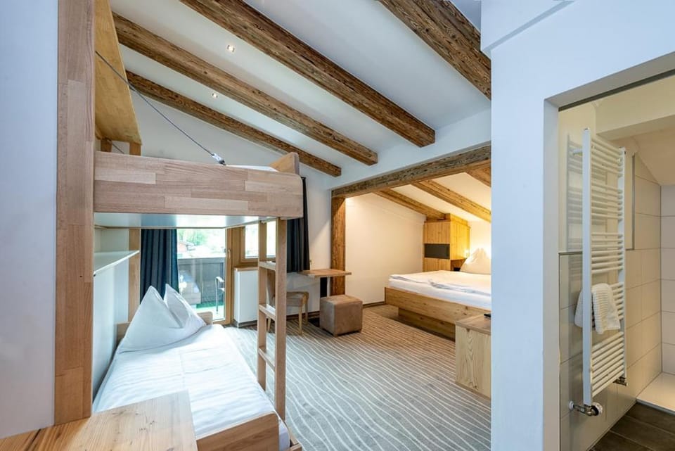 Seating area, Bedroom