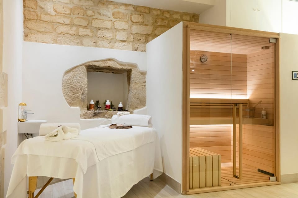 Massage, Sauna, Steam room, Spa and wellness centre/facilities, Spa and wellness centre/facilities