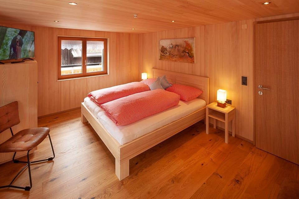 Property building, Photo of the whole room