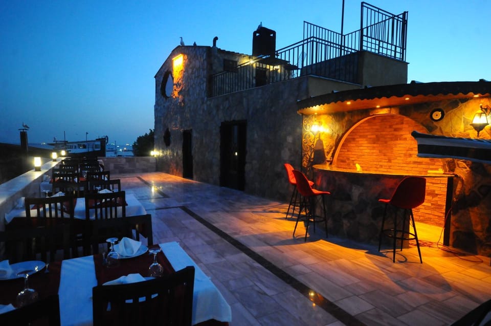 Property building, Lounge or bar