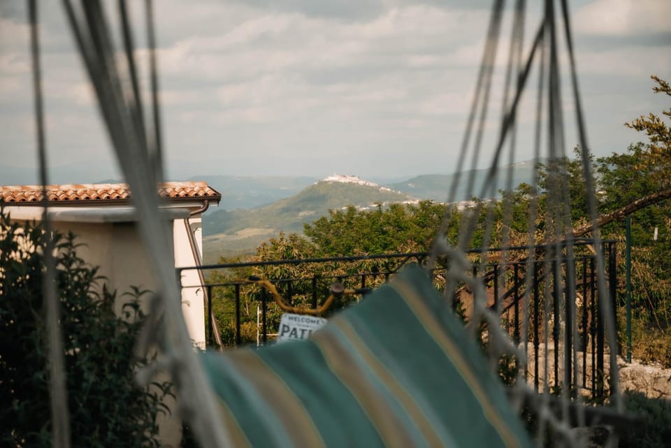 View (from property/room), Mountain view