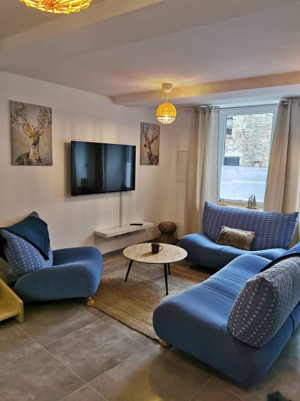 TV and multimedia, Living room