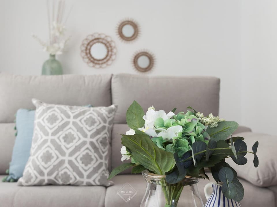 Living room, Decorative detail