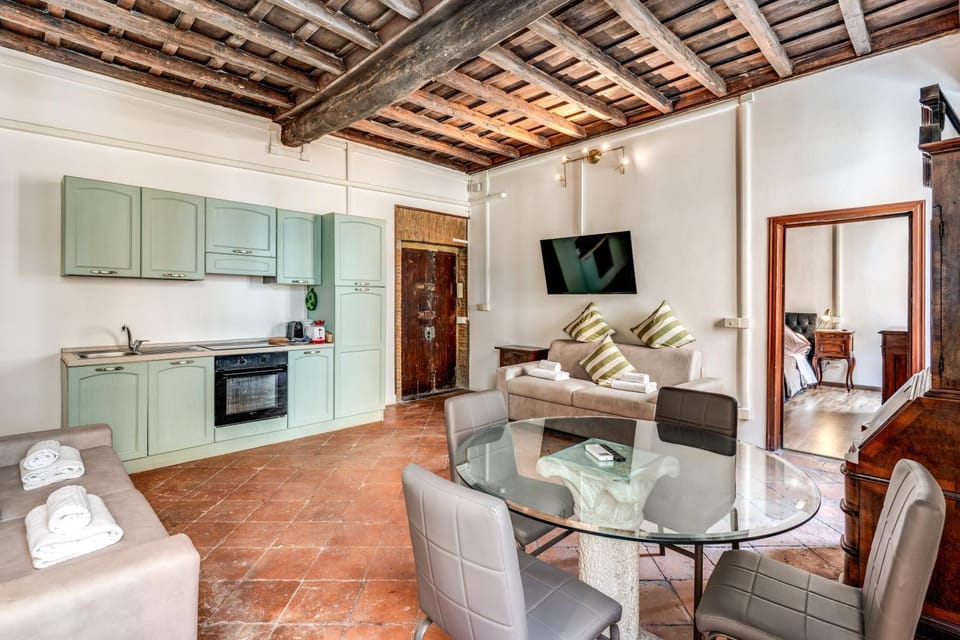 Colonna Suite - Rome Trastevere Apartment in Rome