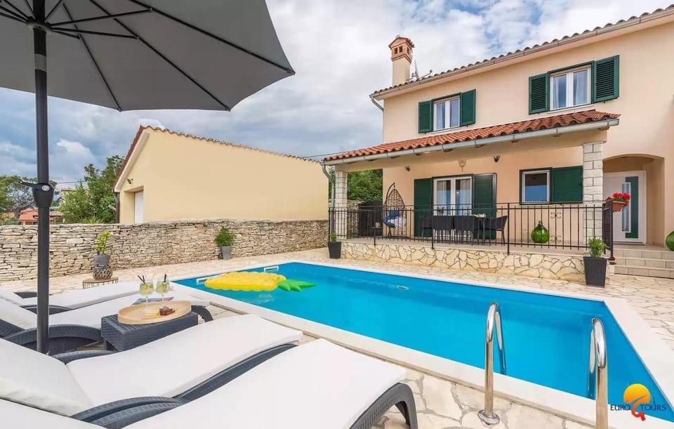 Villa Grguci Villa in Istria County