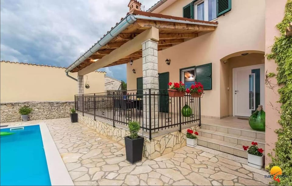 Villa Grguci Villa in Istria County