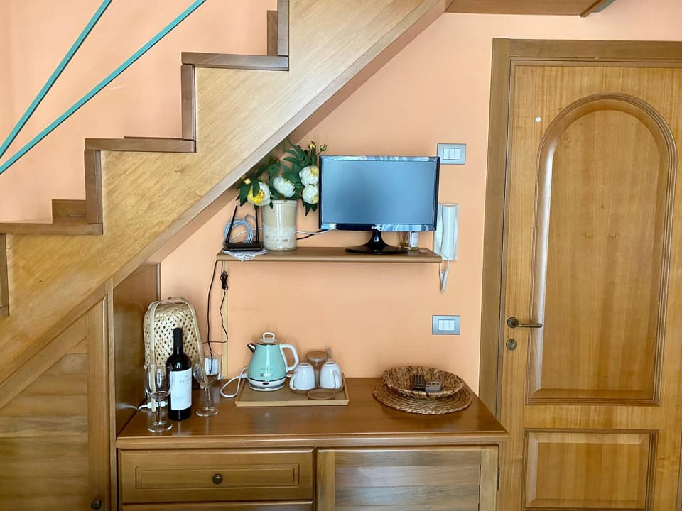 Coffee/tea facilities