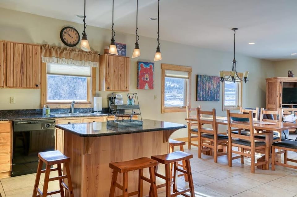 Golfers Retreat House in South Fork