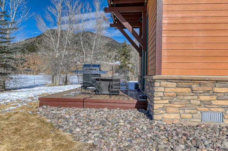 Golfers Retreat House in South Fork