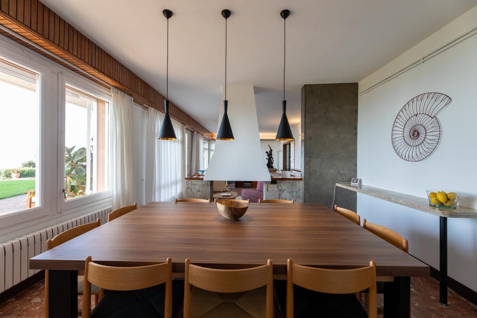 Business facilities, Dining area, Meeting/conference room
