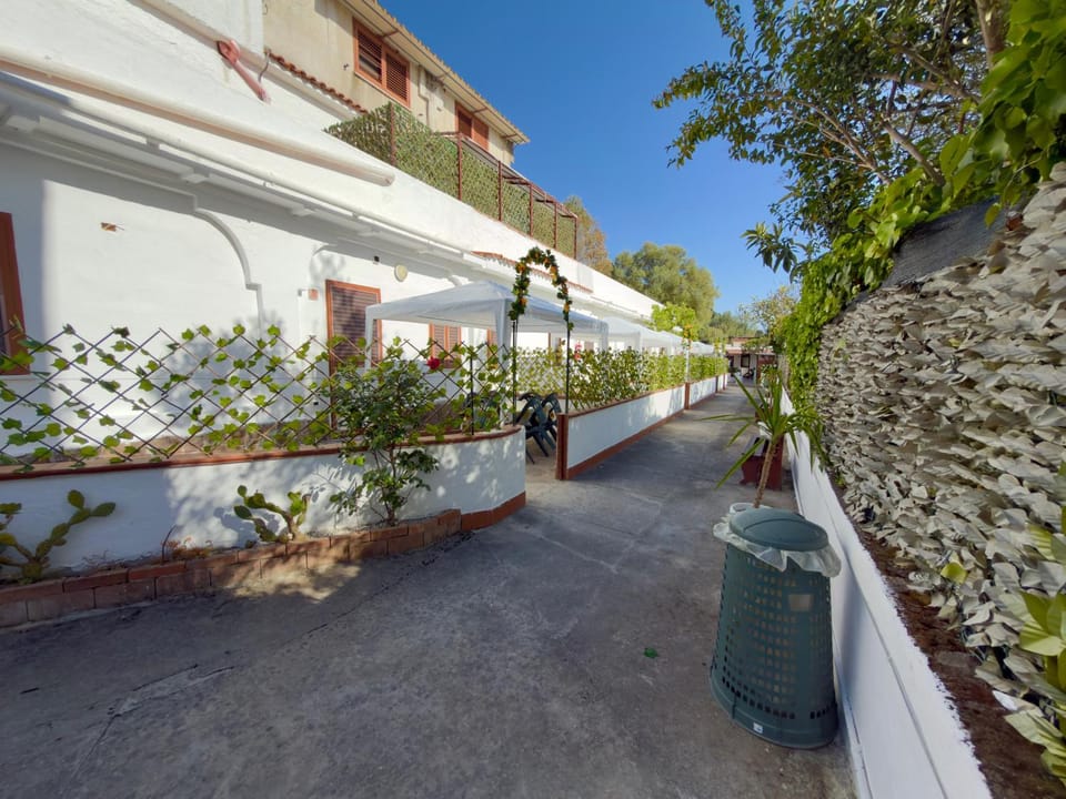 Inner courtyard view