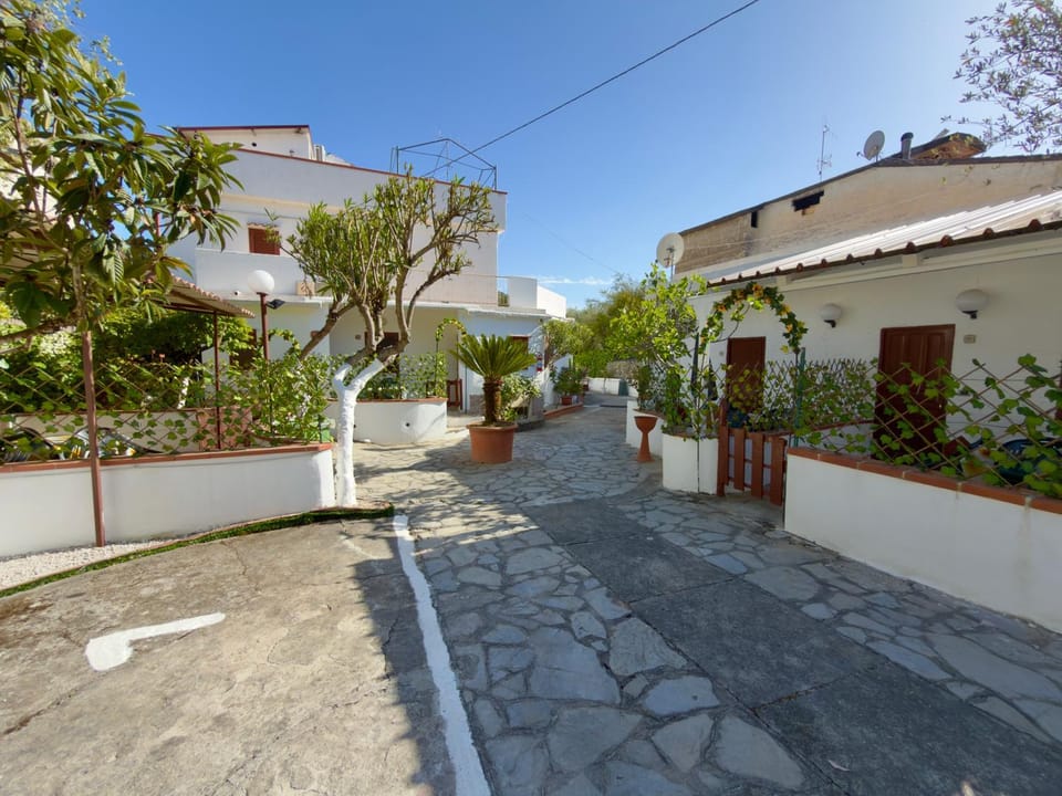 Inner courtyard view