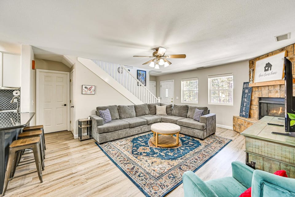 1 Mi to NAU: High-Country Home w/ Gorgeous Views! House in Flagstaff
