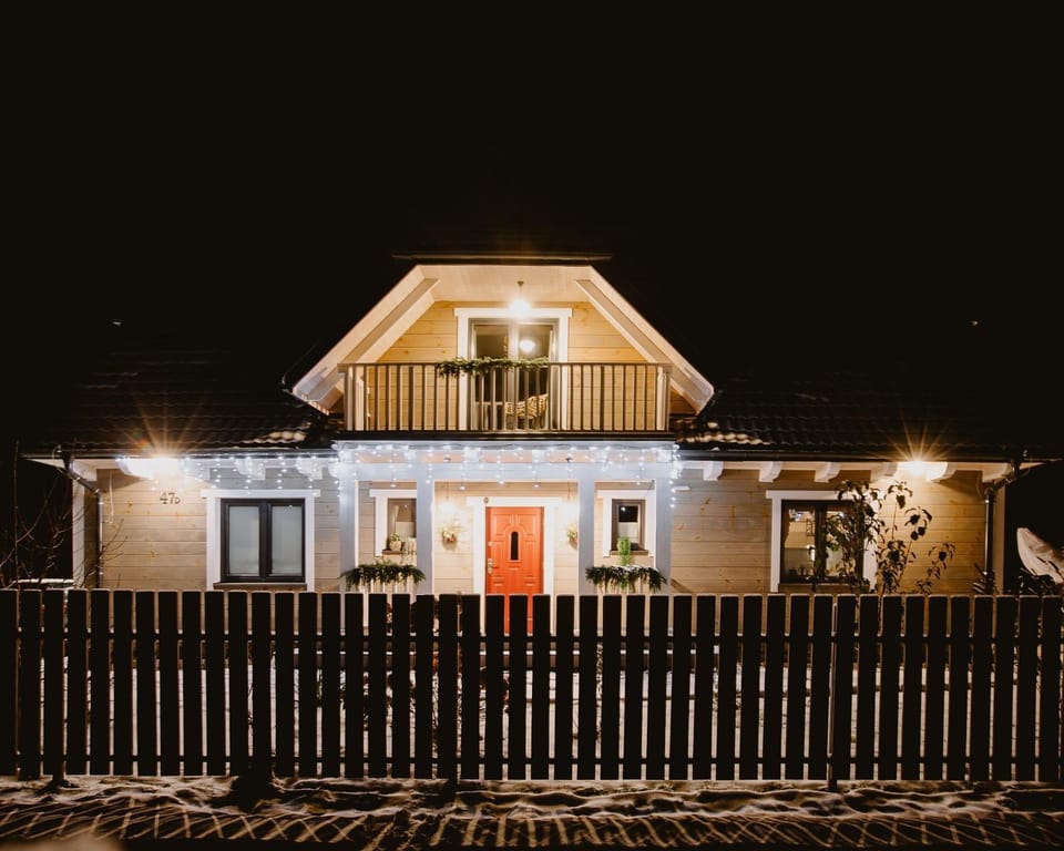 Property building, Night