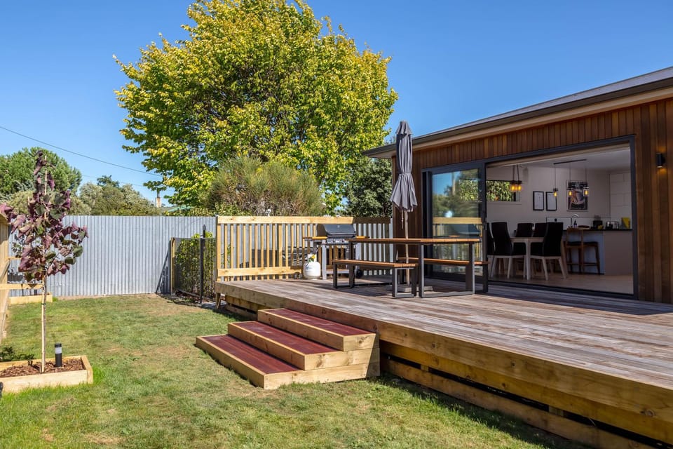 Facade/entrance, BBQ facilities
