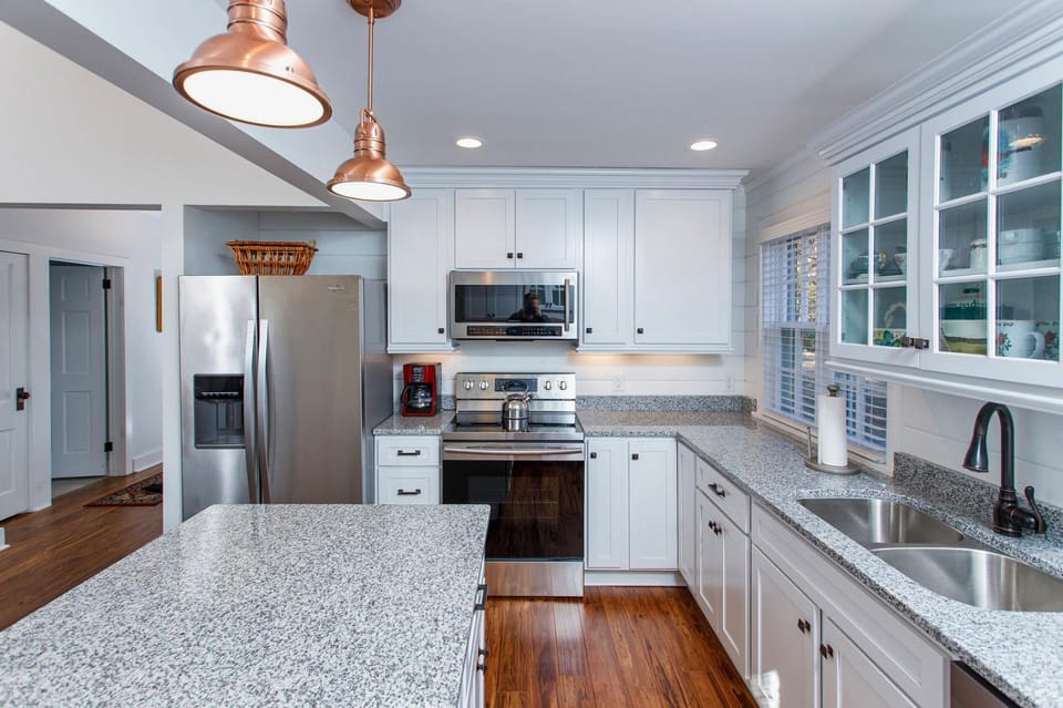 Cottage Bed and Breakfast in Green Lake