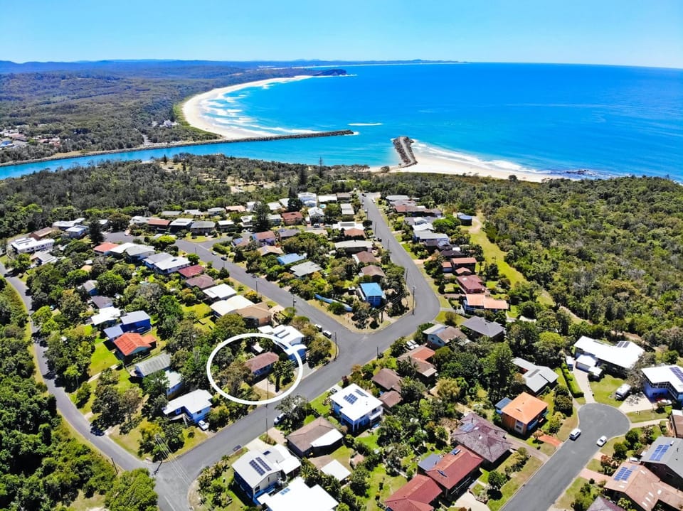 Bird's eye view, Location