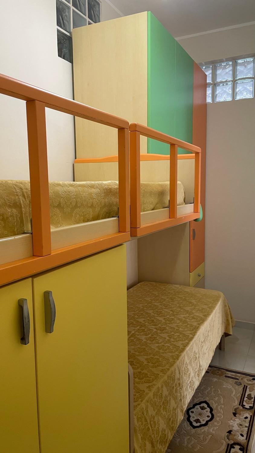 bunk bed