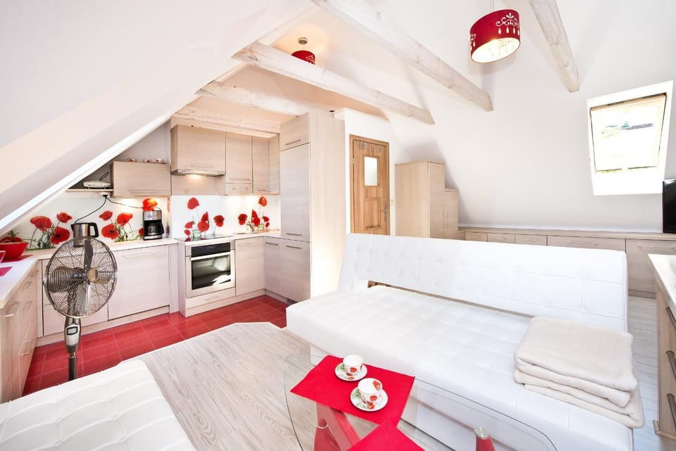 Dwupoziomowy Stylowy Apartament Przy Centrum Gdyni, Niedaleko Morza Apartment in Pomeranian Voivodeship