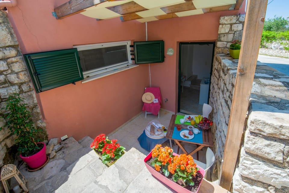 Balcony/Terrace, Breakfast