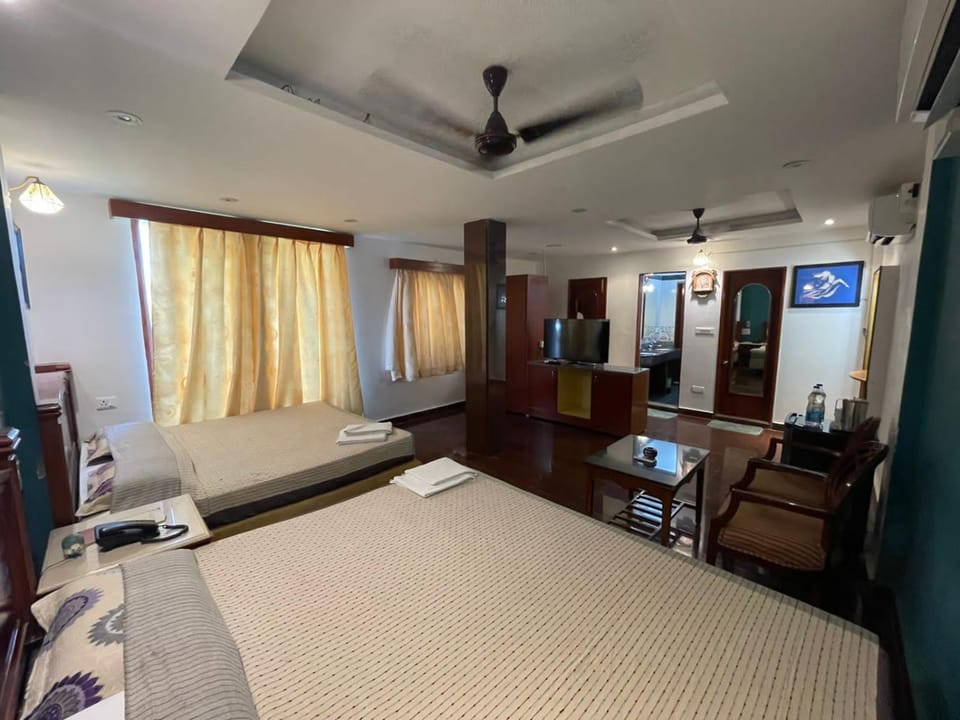 Hotel BAY TREASURE Hotel in Tamil Nadu