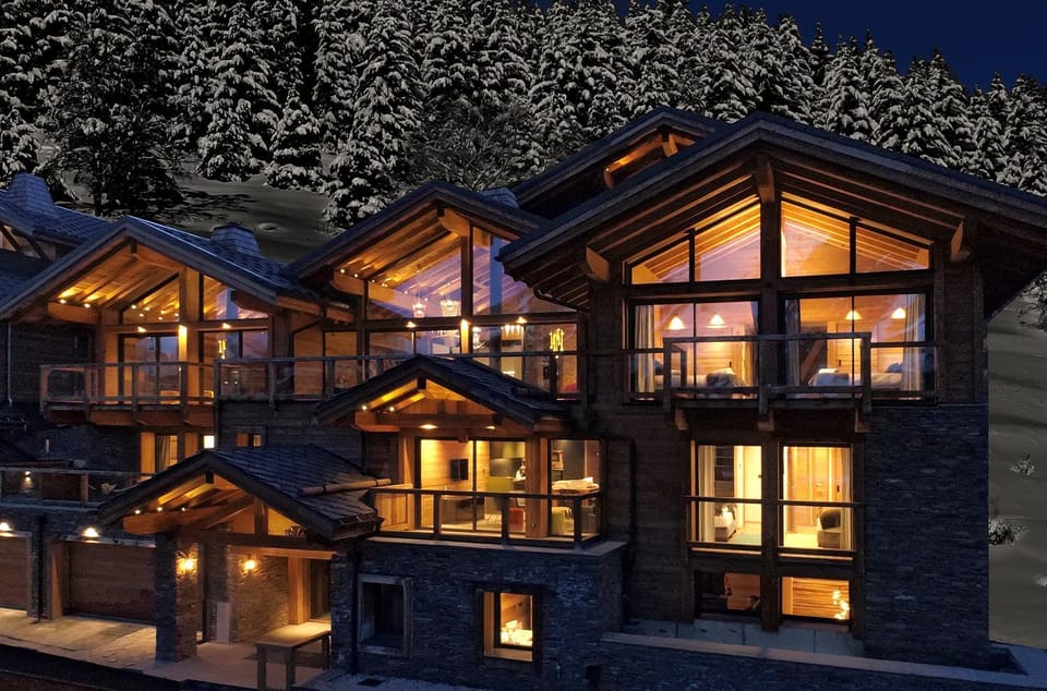 Property building, Night