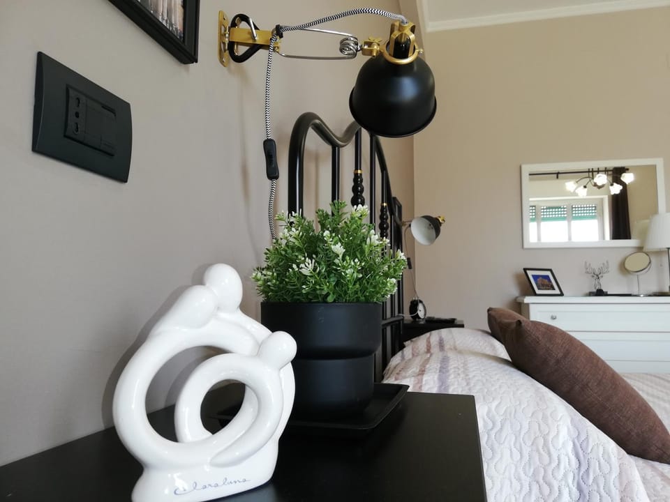 Decorative detail, Bedroom