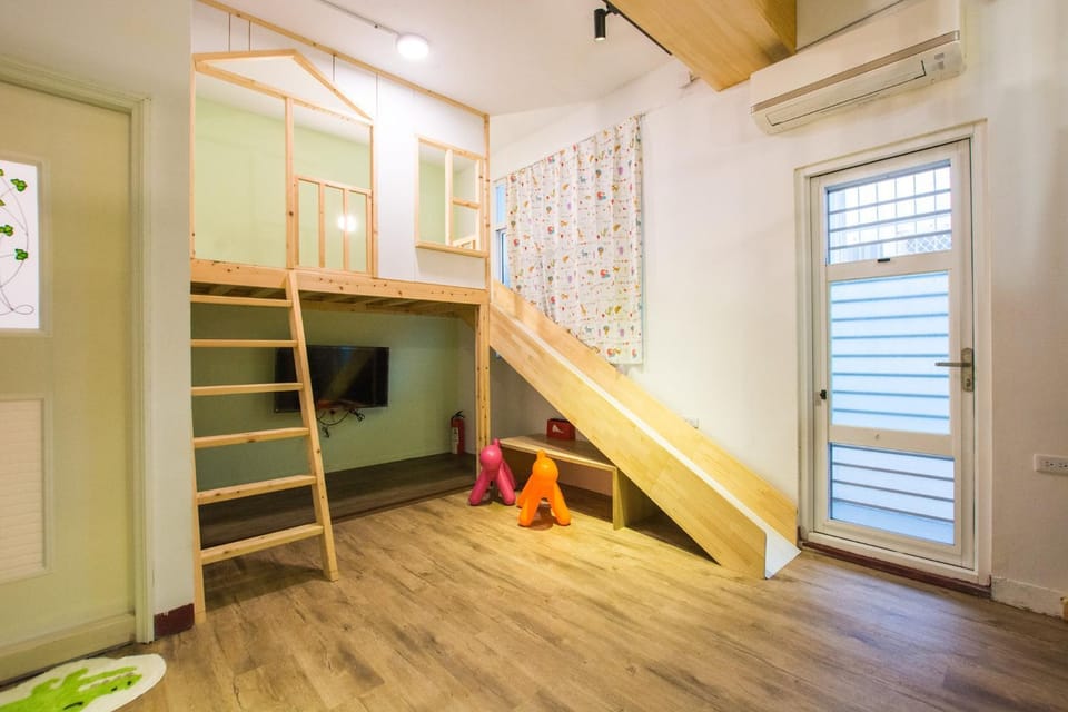躲貓貓溜滑梯親子包棟民宿 Vacation rental in Kaohsiung